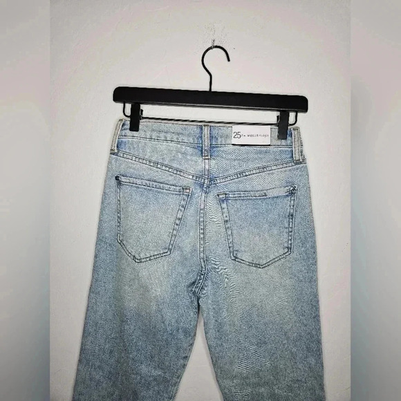 7 For All Mankind High Waist Cropped Straight Jean Size 25 NWT Light Blue - Picture 3 of 8